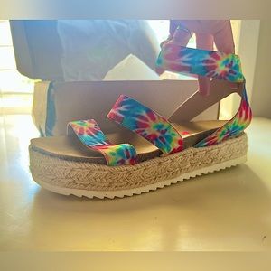 New Steve Madden size 3 big girls